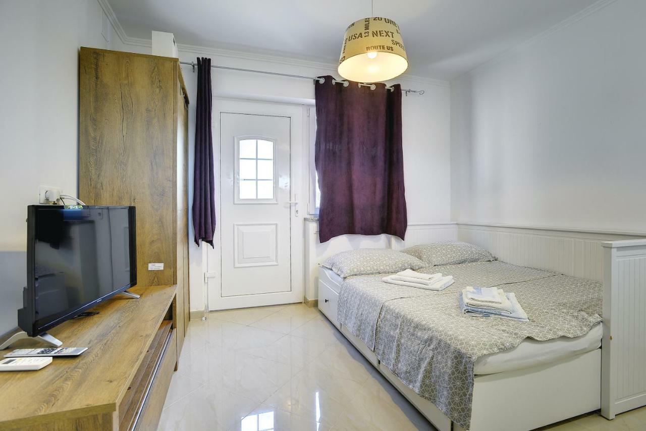 Diegos Apartments Pula Eksteriør bilde